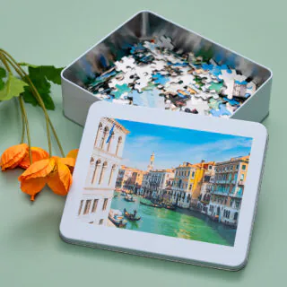 500 Piece Jigsaw Puzzle with Tin Box